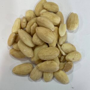 لوز أبيض - Blanched almonds